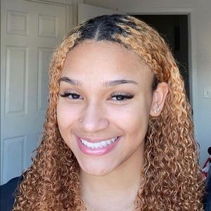 Meet your Posher, Deja